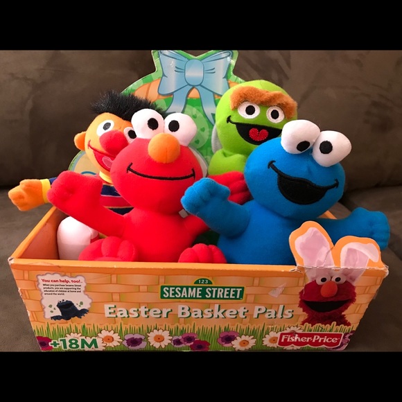 Fisher Price Sesame Street Easter Basket Pals Cookie Monster Elmo Bert & Oscar - Picture 1 of 7